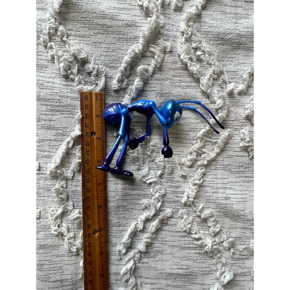 Disney Pixar A Bug's Life Flik Princess Atta Plastic Figure Plastic Cake Topper - Picture 4 of 5